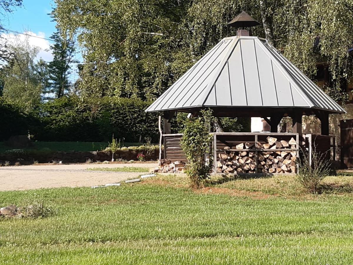 Апартаменты Schellnhof Forsthaus Am Waldrand Nidda Экстерьер фото